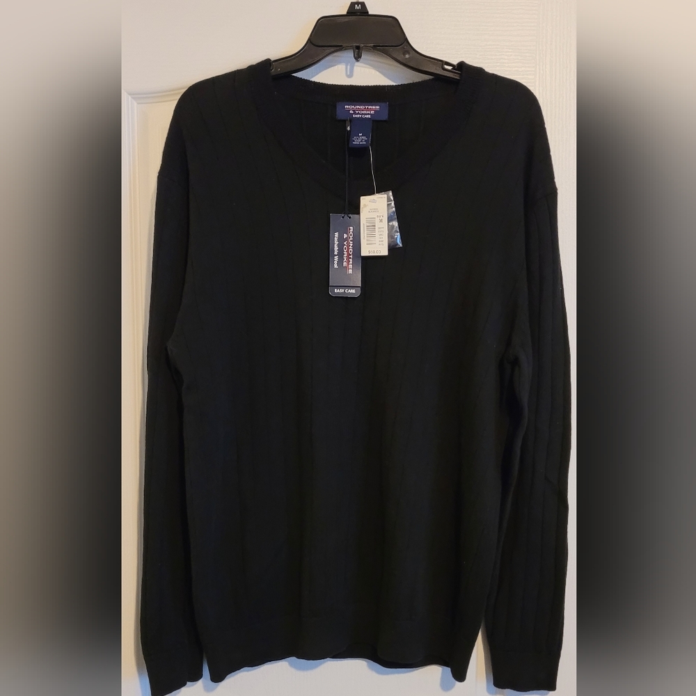 Roundtree & Yorke Men's Sweater
